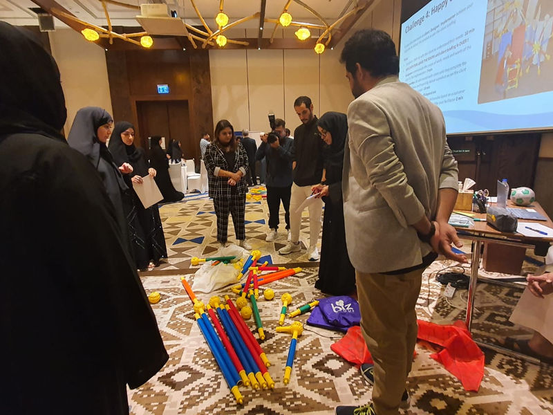 Team collaboration during a learning journey